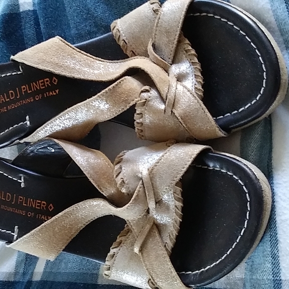 Donald J Pliner platform sandals size 9 M - Picture 4 of 9